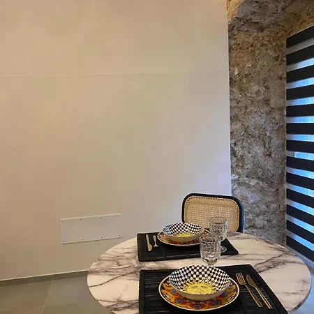 Mari Luxury House דירה *