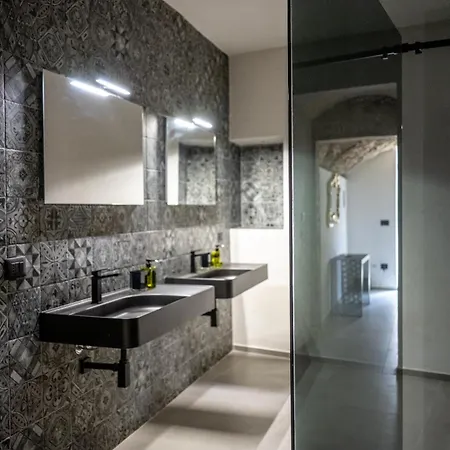 Mari Luxury House *