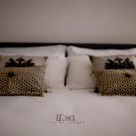 Mari Luxury House *